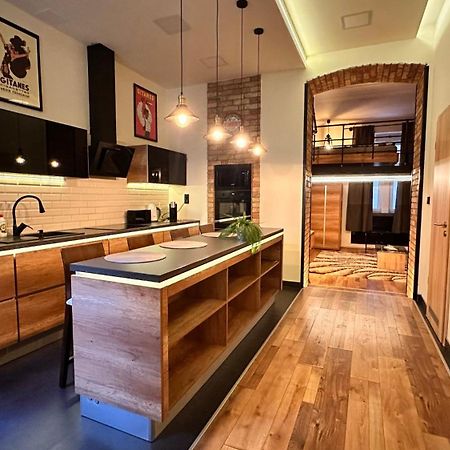Ultra Modern Home Budapest Eksteriør billede