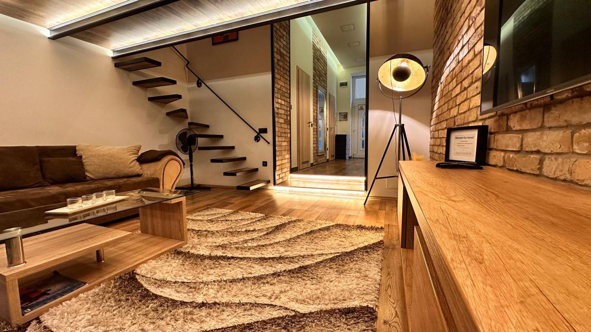 Ultra Modern Home Budapest Eksteriør billede