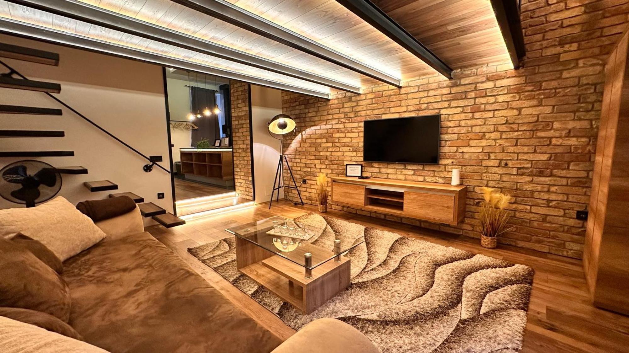 Ultra Modern Home Budapest Eksteriør billede